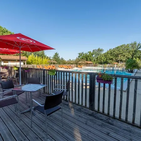 Camping Les Reflets Du Quercy Кемпинг *