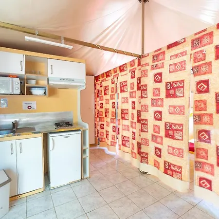 Camping Les Reflets Du Quercy Кемпинг Crayssac