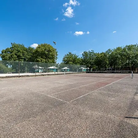 Camping Les Reflets Du Quercy