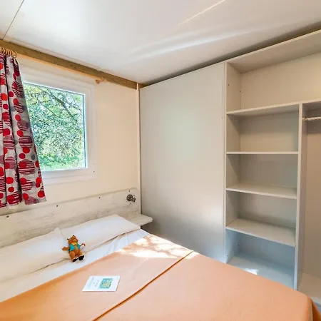 Camping Les Reflets Du Quercy