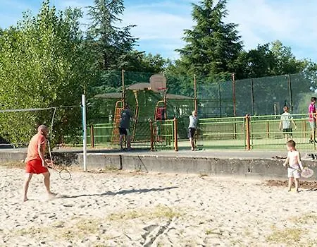 مكان تخييم Camping Les Reflets Du Quercy