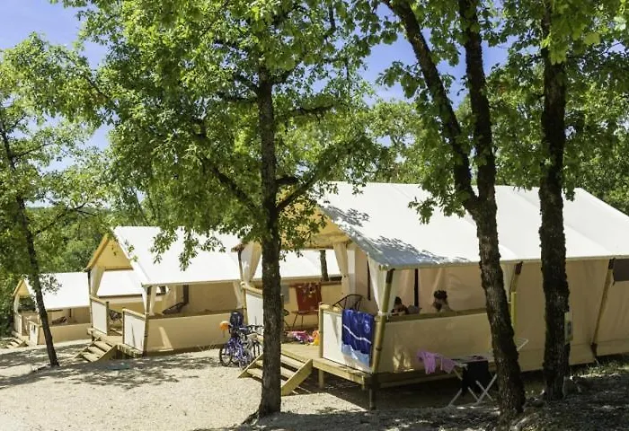 Campingplatz Camping Les Reflets Du Quercy Crayssac