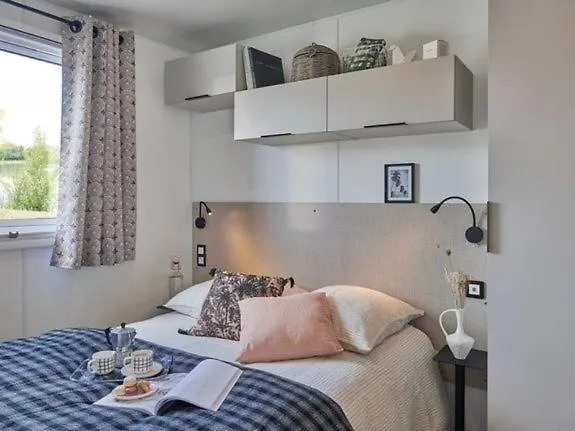 Campingplatz Camping Les Reflets Du Quercy Crayssac