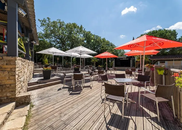 Camping Les Reflets Du Quercy Campingplatz Crayssac