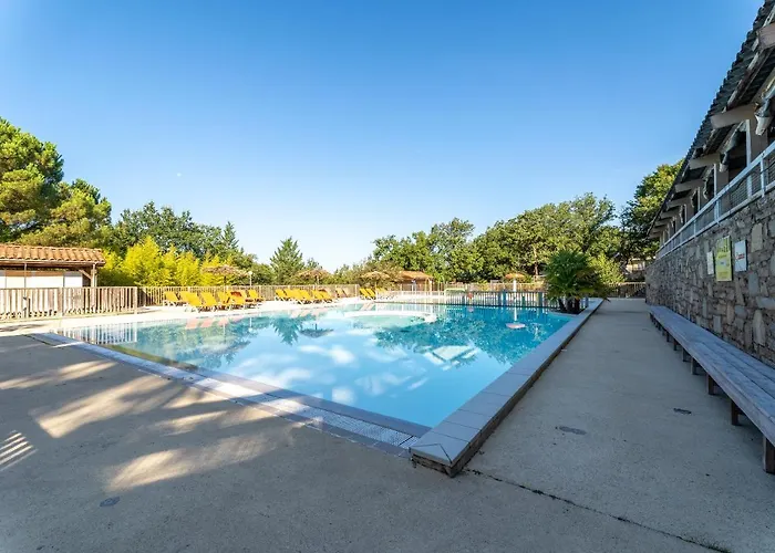 Camping Les Reflets Du Quercy Crayssac