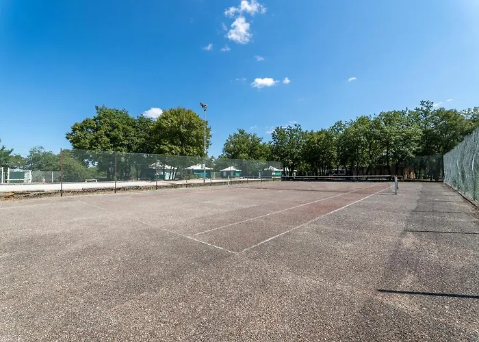 Camping Les Reflets Du Quercy