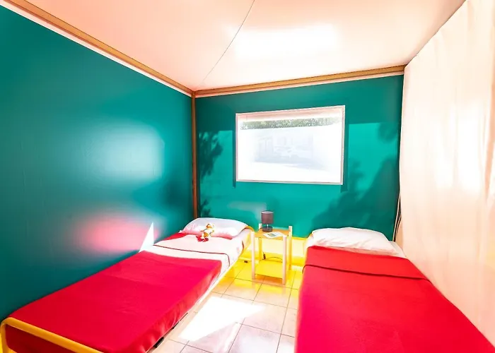 Campingplatz Camping Les Reflets Du Quercy Crayssac