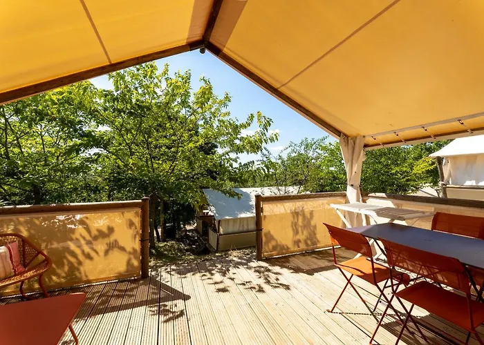 Campingplatz Camping Les Reflets Du Quercy Crayssac