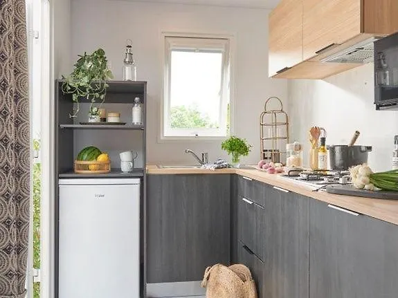 Camping Les Reflets Du Quercy *